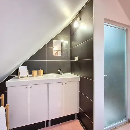 Apartment Chez Dame Coco - Entierement Neuf - Confortable - Proche Centre-ville